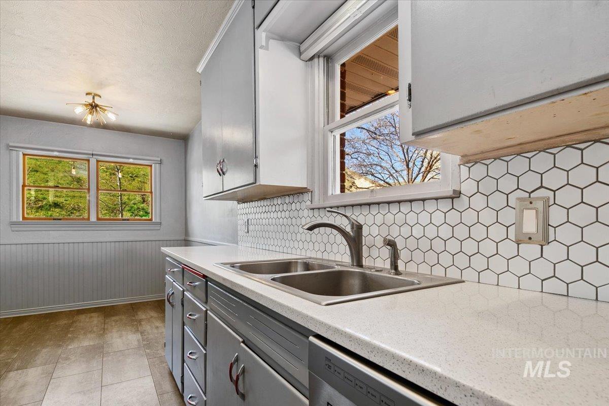 2306 N 9th, Boise, Idaho 83702, 3 Bedrooms, 1 Bathroom, Residential For Sale, Price $684,000,MLS 98980362