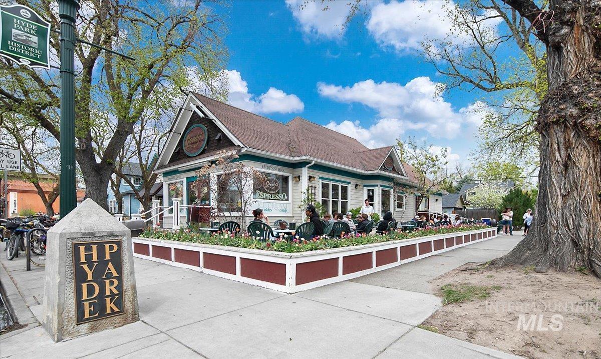 2306 N 9th, Boise, Idaho 83702, 3 Bedrooms, 1 Bathroom, Residential For Sale, Price $684,000,MLS 98980362