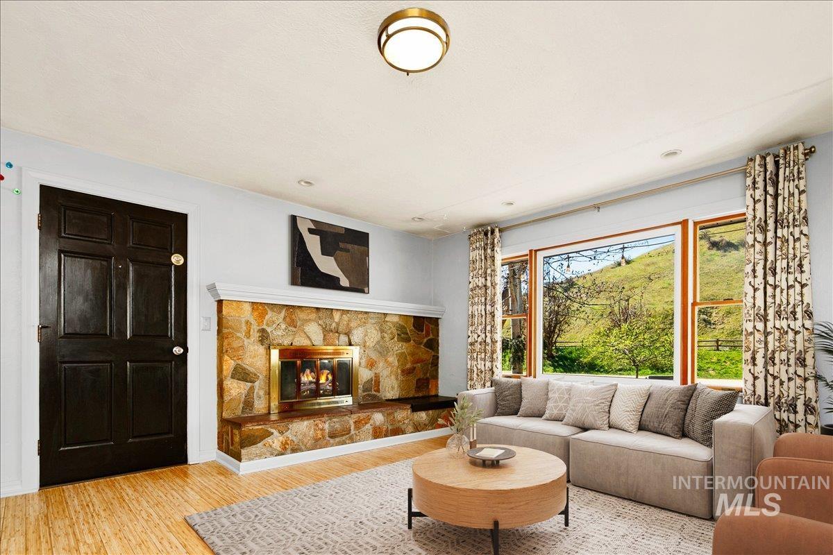 2306 N 9th, Boise, Idaho 83702, 3 Bedrooms, 1 Bathroom, Residential For Sale, Price $684,000,MLS 98980362