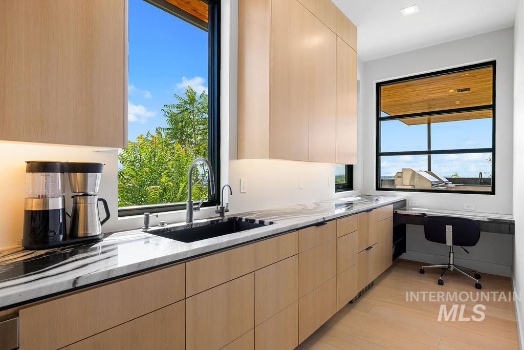 2813 E Hard Rock Drive, Boise, Idaho 83712, 4 Bedrooms, 4.5 Bathrooms, Residential For Sale, Price $3,475,000,MLS 98980363