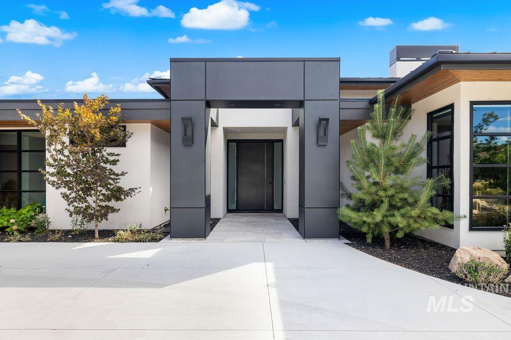 2813 E Hard Rock Drive, Boise, Idaho 83712, 4 Bedrooms, 4.5 Bathrooms, Residential For Sale, Price $3,475,000,MLS 98980363
