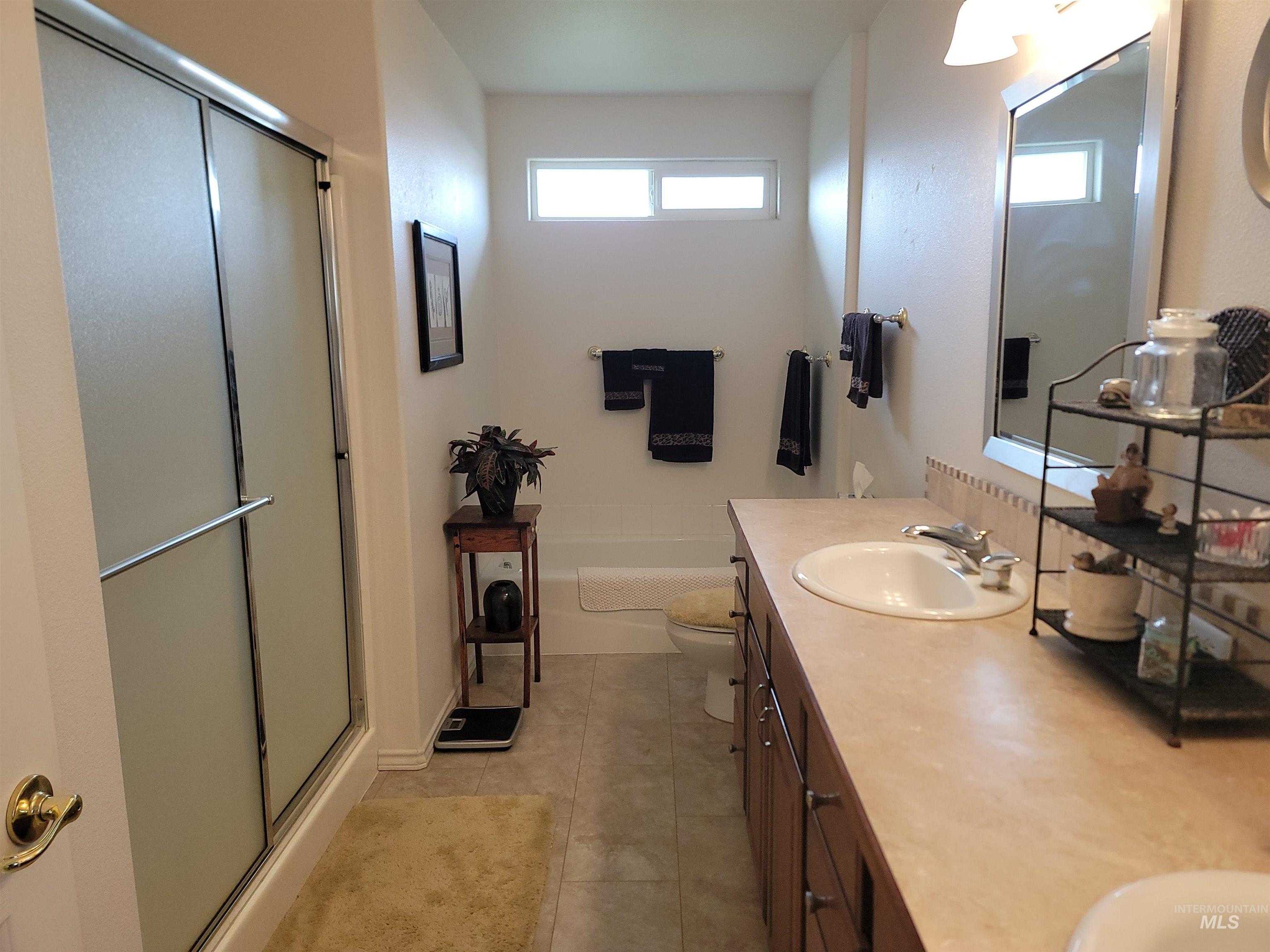 313 N Westminster, Nampa, Idaho 83650, 2 Bedrooms, 1.5 Bathrooms, Residential For Sale, Price $299,000,MLS 98980365