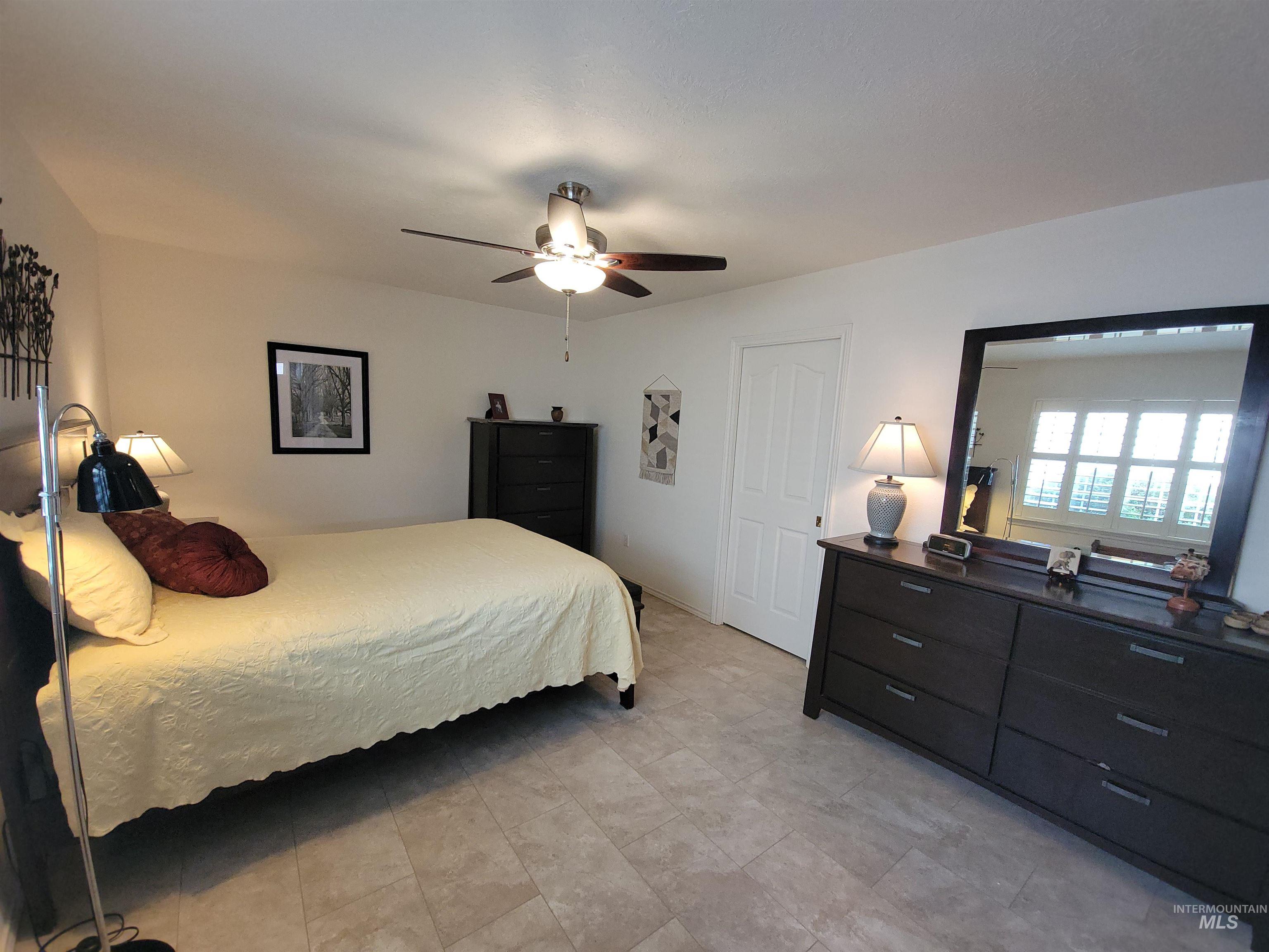 313 N Westminster, Nampa, Idaho 83650, 2 Bedrooms, 1.5 Bathrooms, Residential For Sale, Price $299,000,MLS 98980365