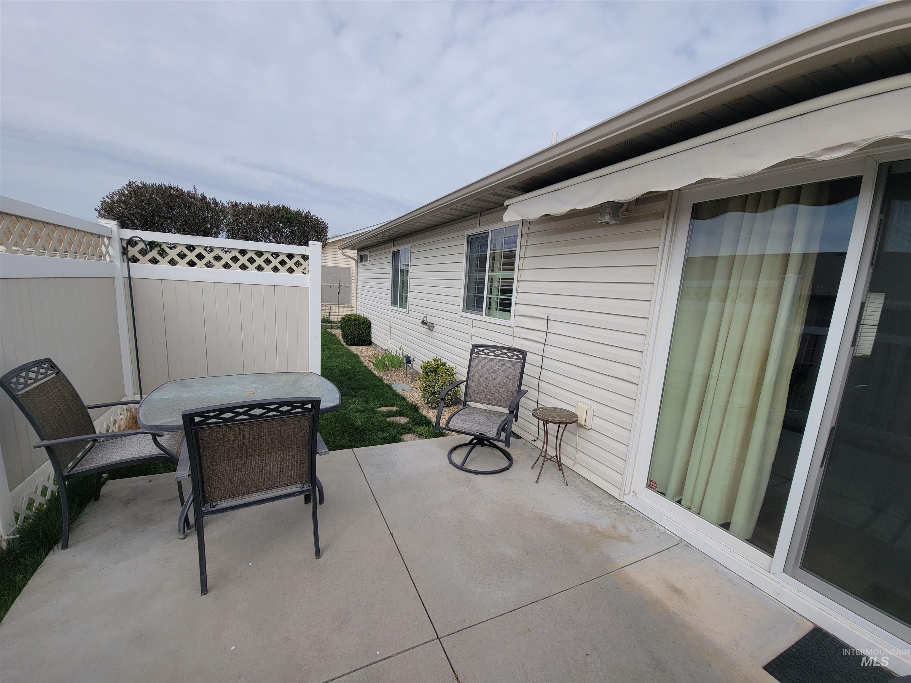 313 N Westminster, Nampa, Idaho 83650, 2 Bedrooms, 1.5 Bathrooms, Residential For Sale, Price $299,000,MLS 98980365