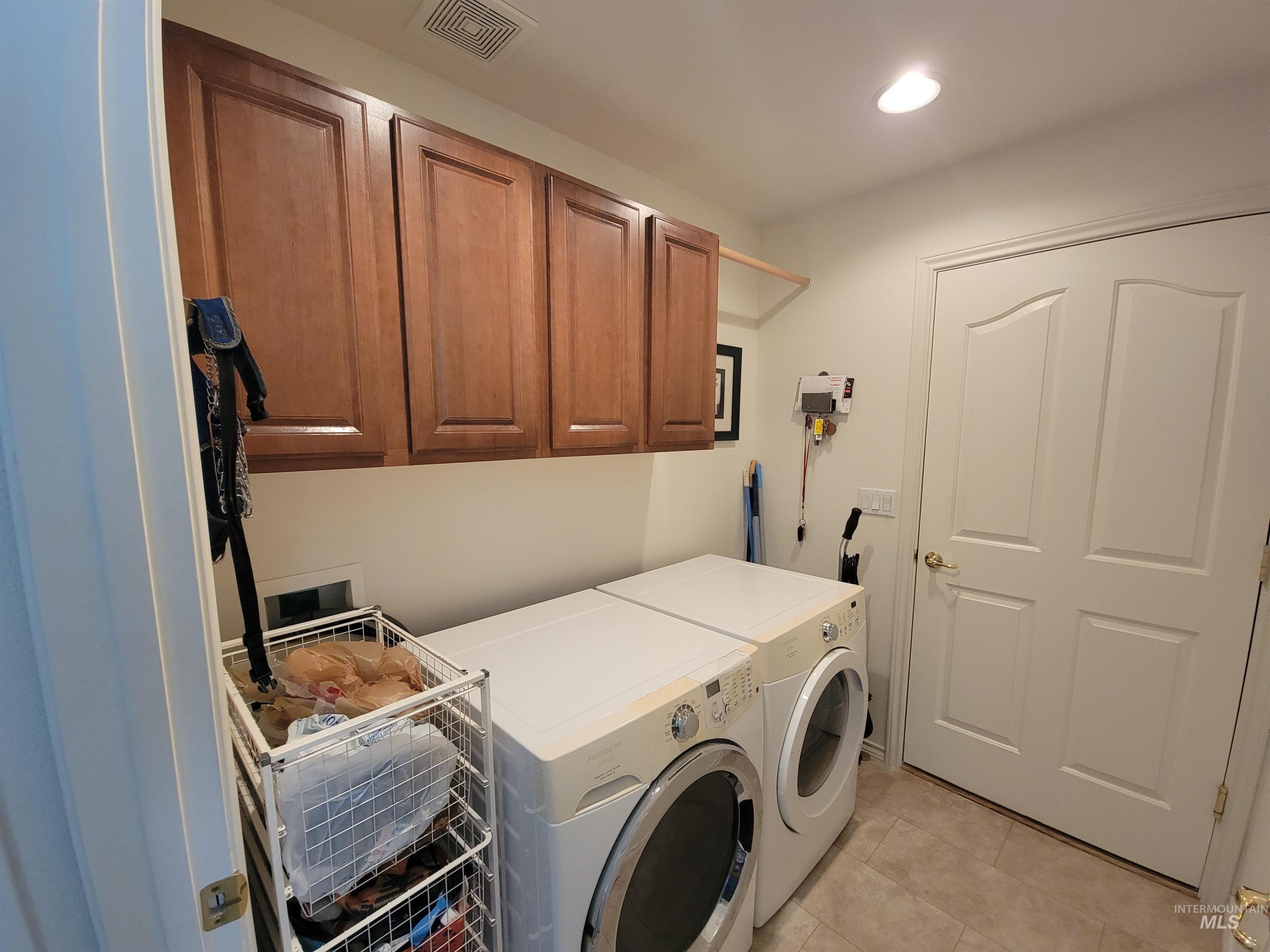 313 N Westminster, Nampa, Idaho 83650, 2 Bedrooms, 1.5 Bathrooms, Residential For Sale, Price $299,000,MLS 98980365