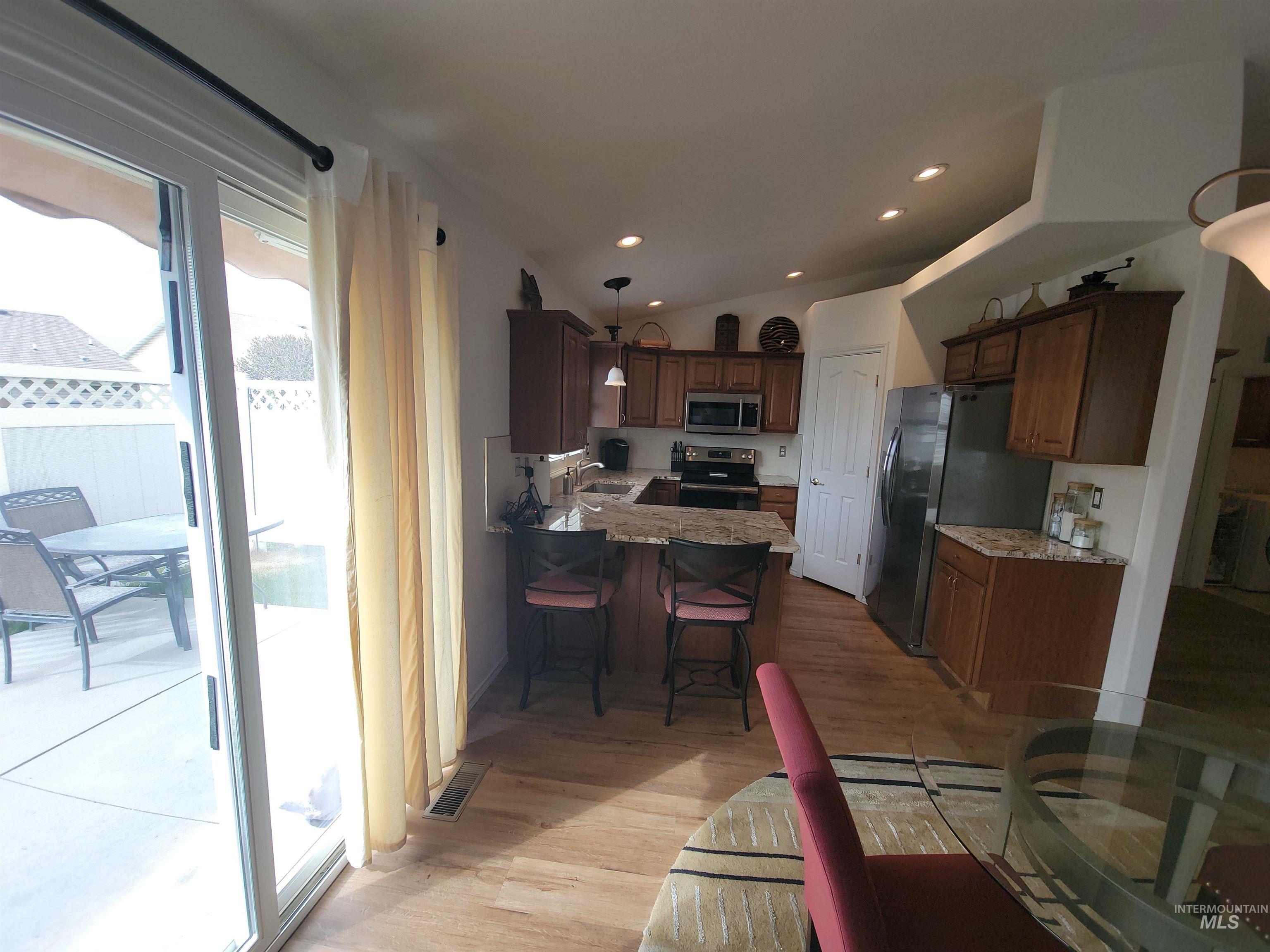 313 N Westminster, Nampa, Idaho 83650, 2 Bedrooms, 1.5 Bathrooms, Residential For Sale, Price $299,000,MLS 98980365