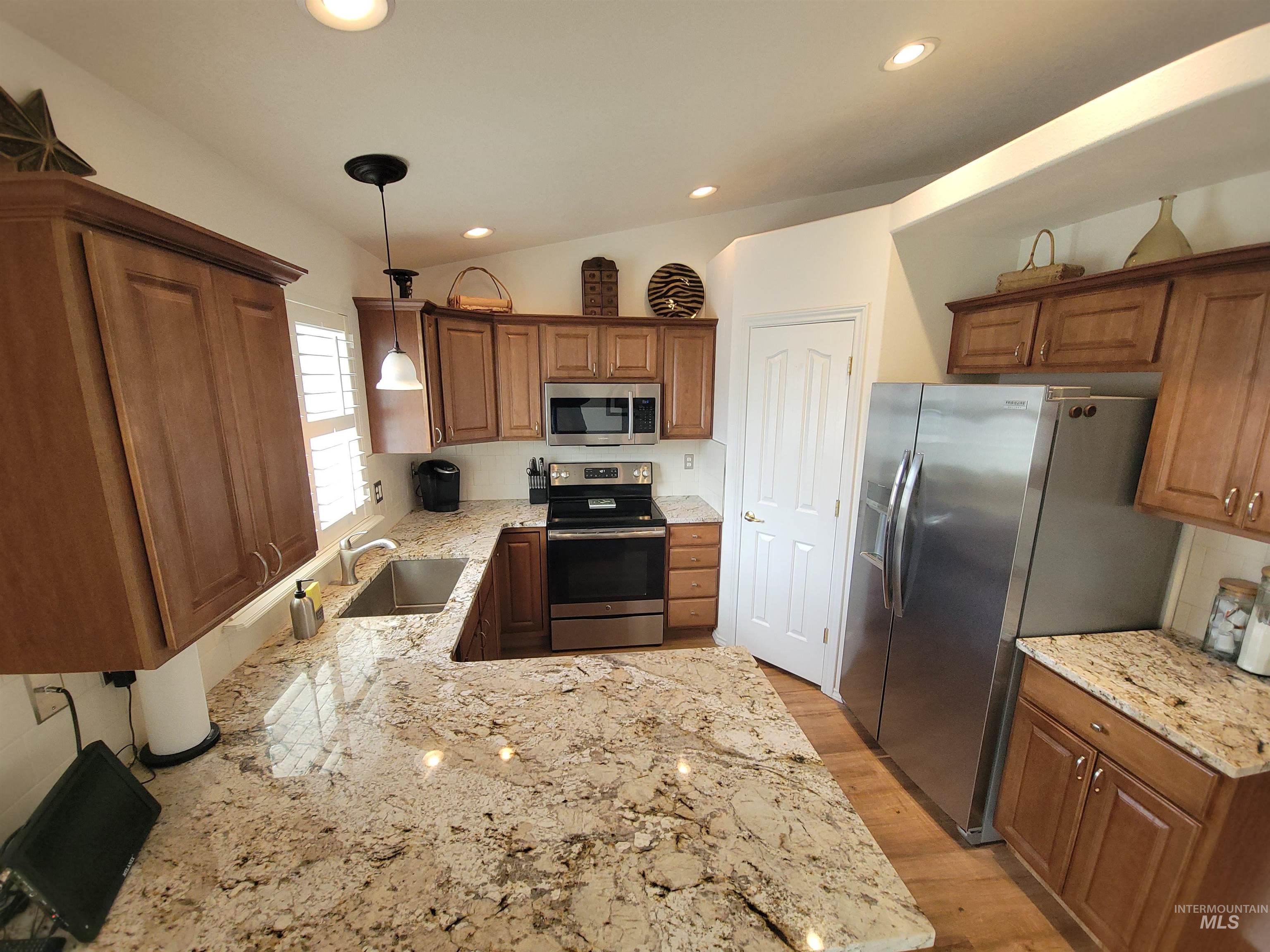 313 N Westminster, Nampa, Idaho 83650, 2 Bedrooms, 1.5 Bathrooms, Residential For Sale, Price $299,000,MLS 98980365