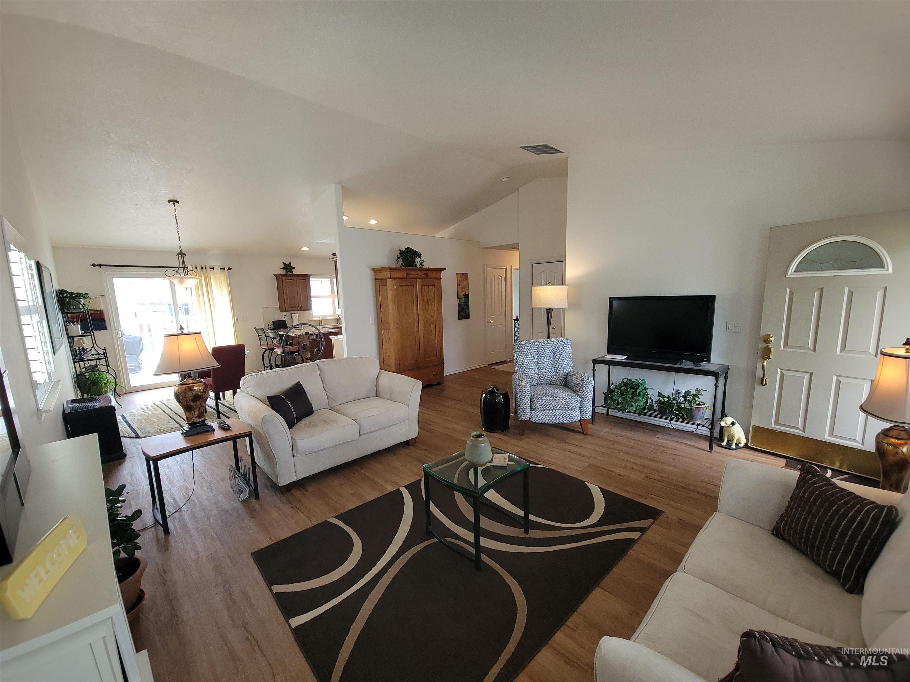 313 N Westminster, Nampa, Idaho 83650, 2 Bedrooms, 1.5 Bathrooms, Residential For Sale, Price $299,000,MLS 98980365