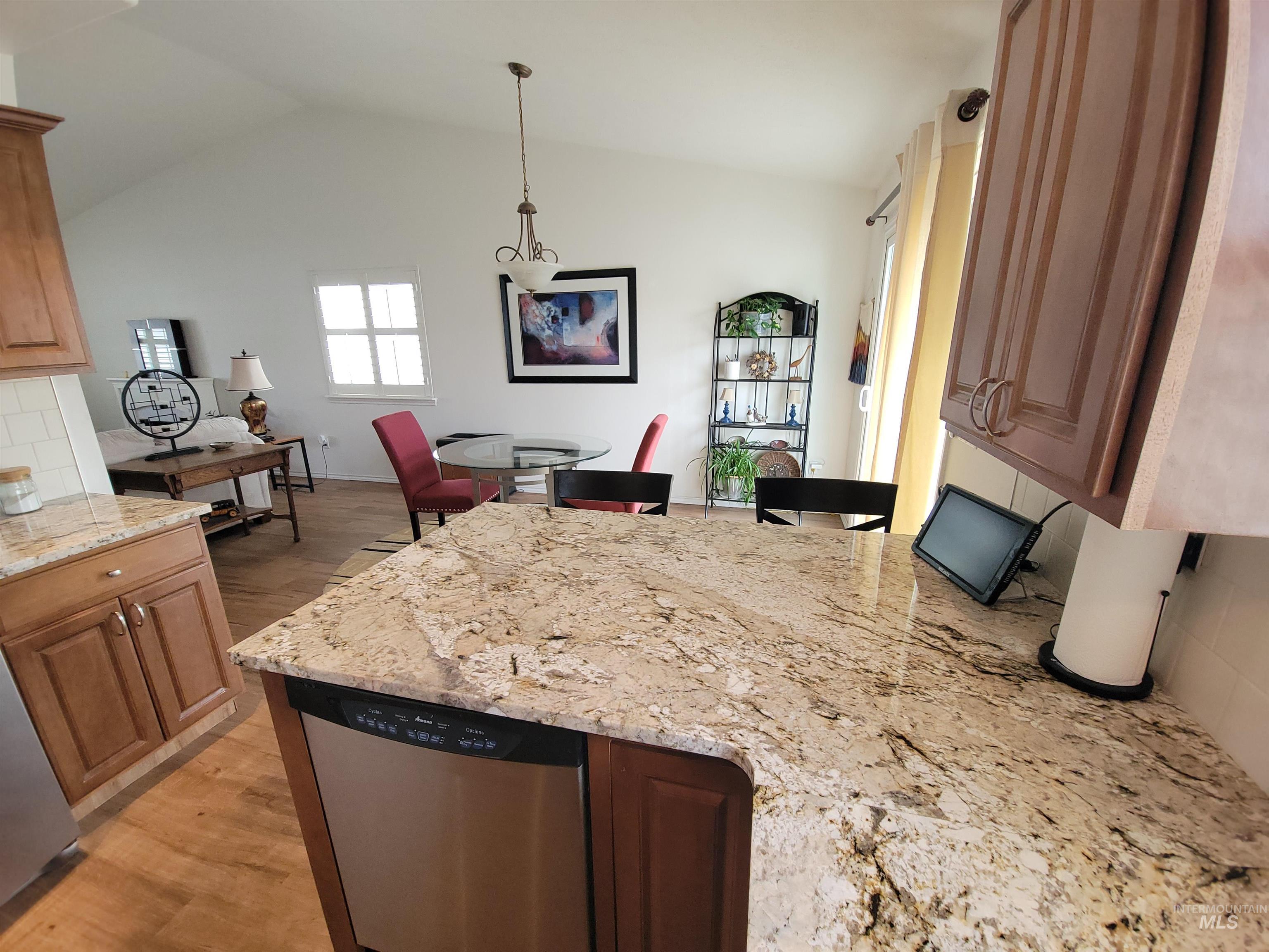 313 N Westminster, Nampa, Idaho 83650, 2 Bedrooms, 1.5 Bathrooms, Residential For Sale, Price $299,000,MLS 98980365