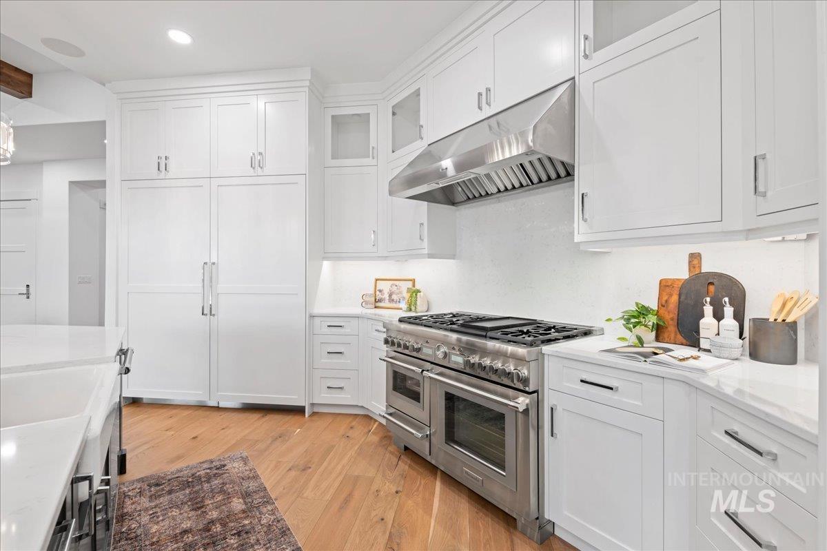 2379 S Mallard Wing Way, Eagle, Idaho 83616, 3 Bedrooms, 3.5 Bathrooms, Residential For Sale, Price $1,997,000,MLS 98980367