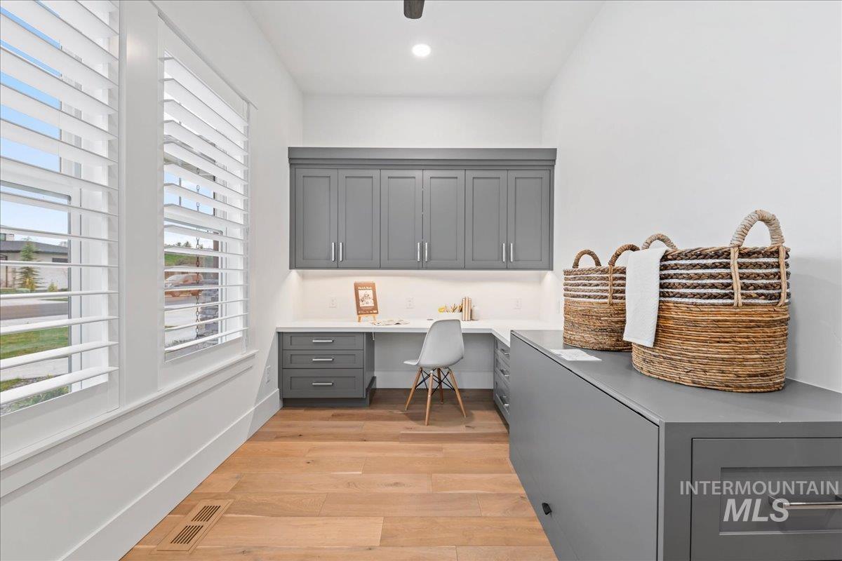 2379 S Mallard Wing Way, Eagle, Idaho 83616, 3 Bedrooms, 3.5 Bathrooms, Residential For Sale, Price $1,997,000,MLS 98980367