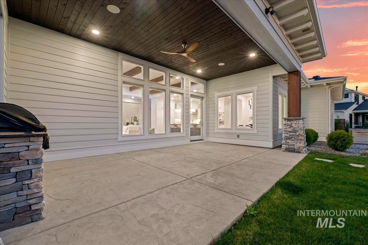 2379 S Mallard Wing Way, Eagle, Idaho 83616, 3 Bedrooms, 3.5 Bathrooms, Residential For Sale, Price $1,997,000,MLS 98980367