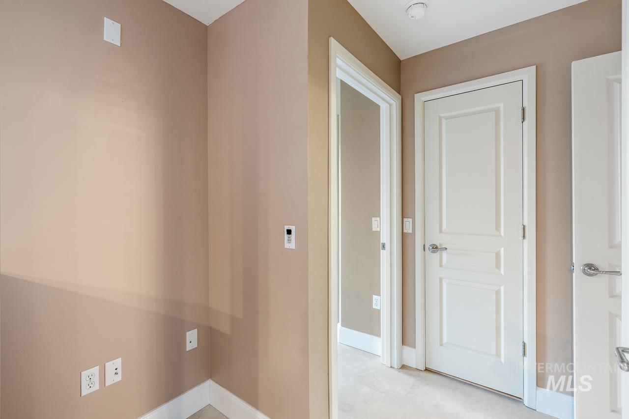 323 Jefferson St Unit 205, Boise, Idaho 83702, 1 Bedroom, 1 Bathroom, Residential Income For Sale, Price $503,000, 98980368