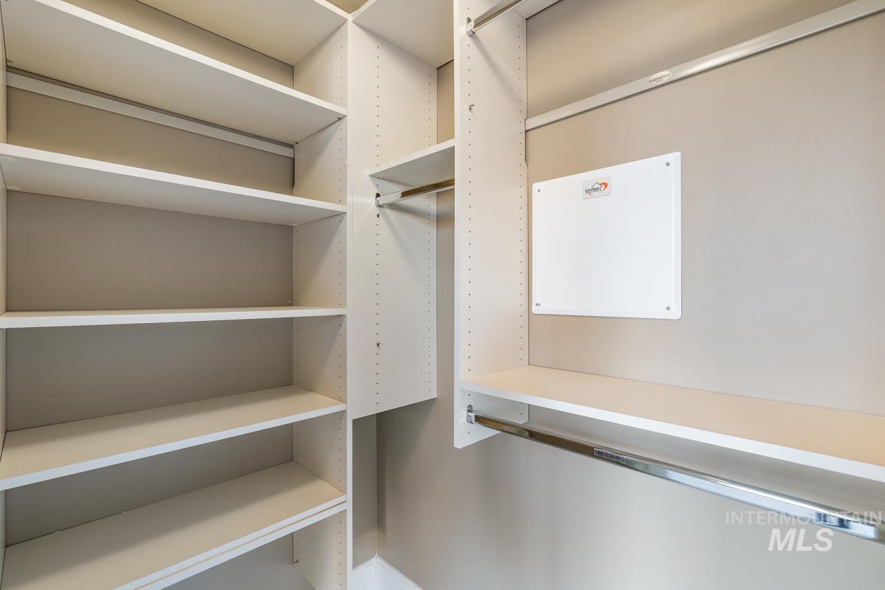 323 Jefferson St Unit 205, Boise, Idaho 83702, 1 Bedroom, 1 Bathroom, Residential Income For Sale, Price $503,000, 98980368