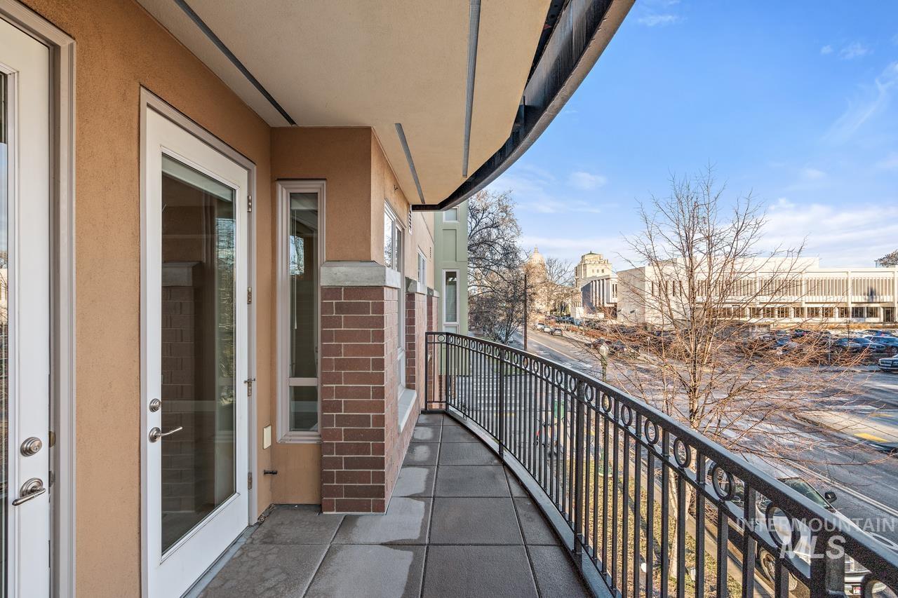 323 Jefferson St Unit 205, Boise, Idaho 83702, 1 Bedroom, 1 Bathroom, Residential Income For Sale, Price $503,000, 98980368