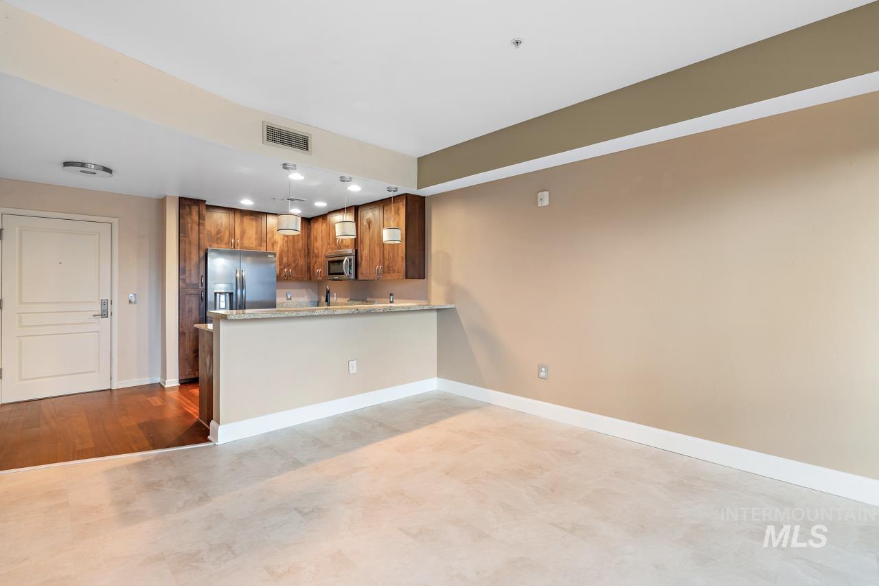 323 Jefferson St Unit 205, Boise, Idaho 83702, 1 Bedroom, 1 Bathroom, Residential Income For Sale, Price $503,000, 98980368