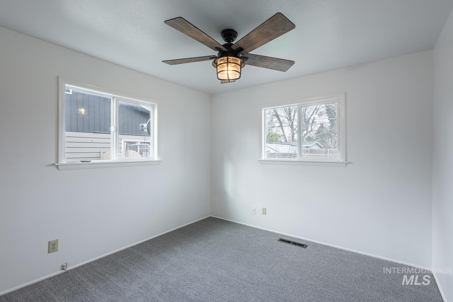 1609 N Plateau Ave, Caldwell, Idaho 83605, 3 Bedrooms, 1 Bathroom, Residential For Sale, Price $309,900,MLS 98980369