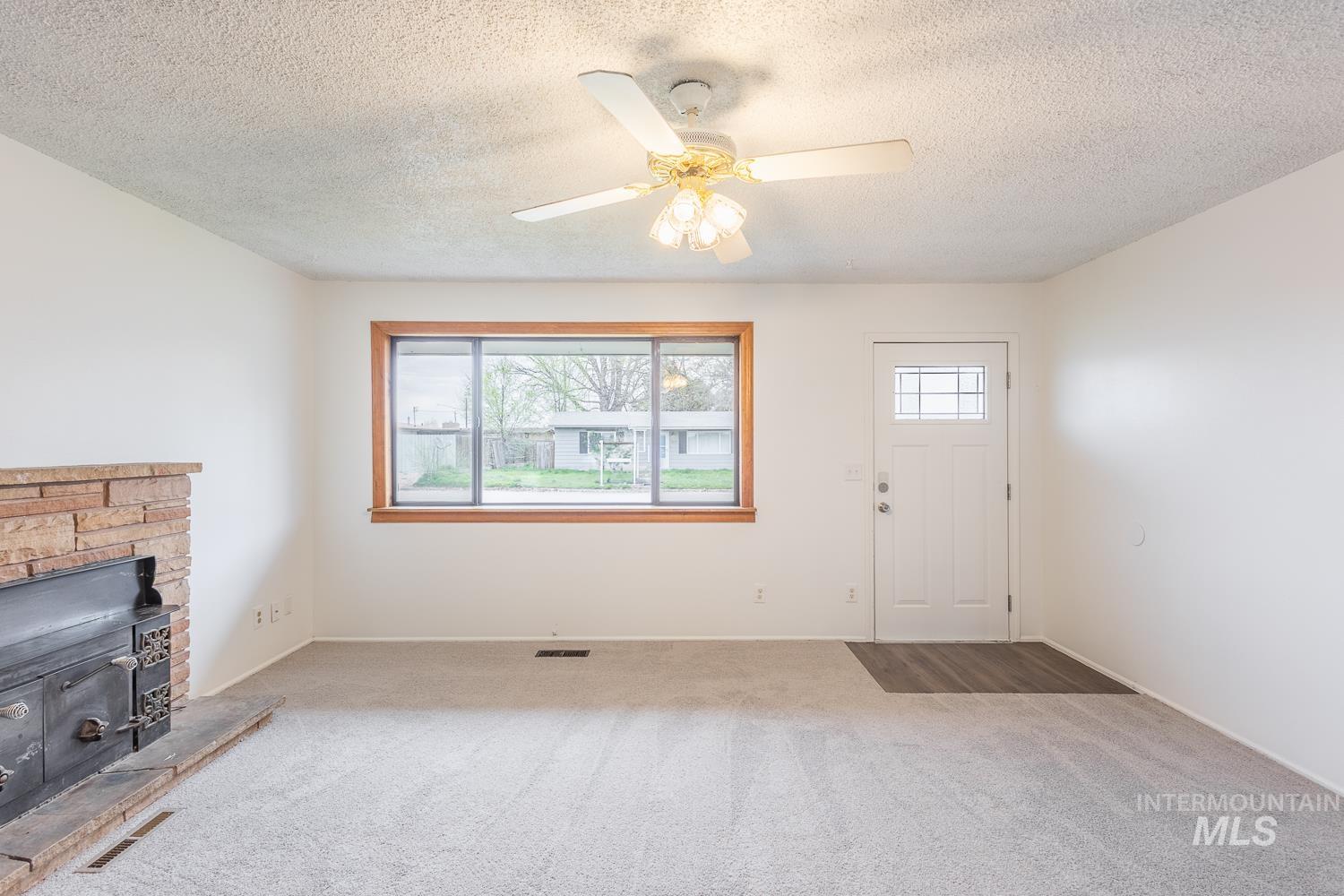 1609 N Plateau Ave, Caldwell, Idaho 83605, 3 Bedrooms, 1 Bathroom, Residential For Sale, Price $309,900,MLS 98980369