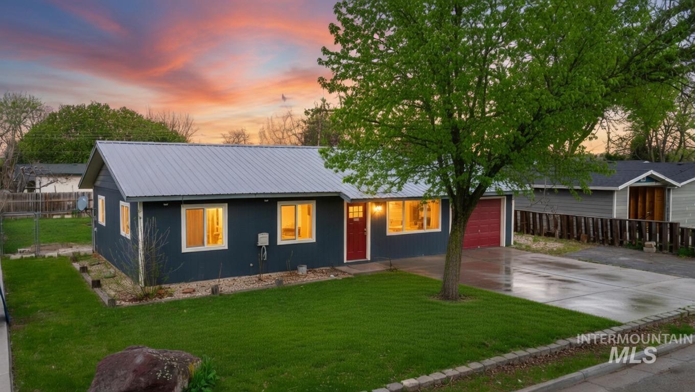 1609 N Plateau Ave, Caldwell, Idaho 83605, 3 Bedrooms, 1 Bathroom, Residential For Sale, Price $309,900,MLS 98980369