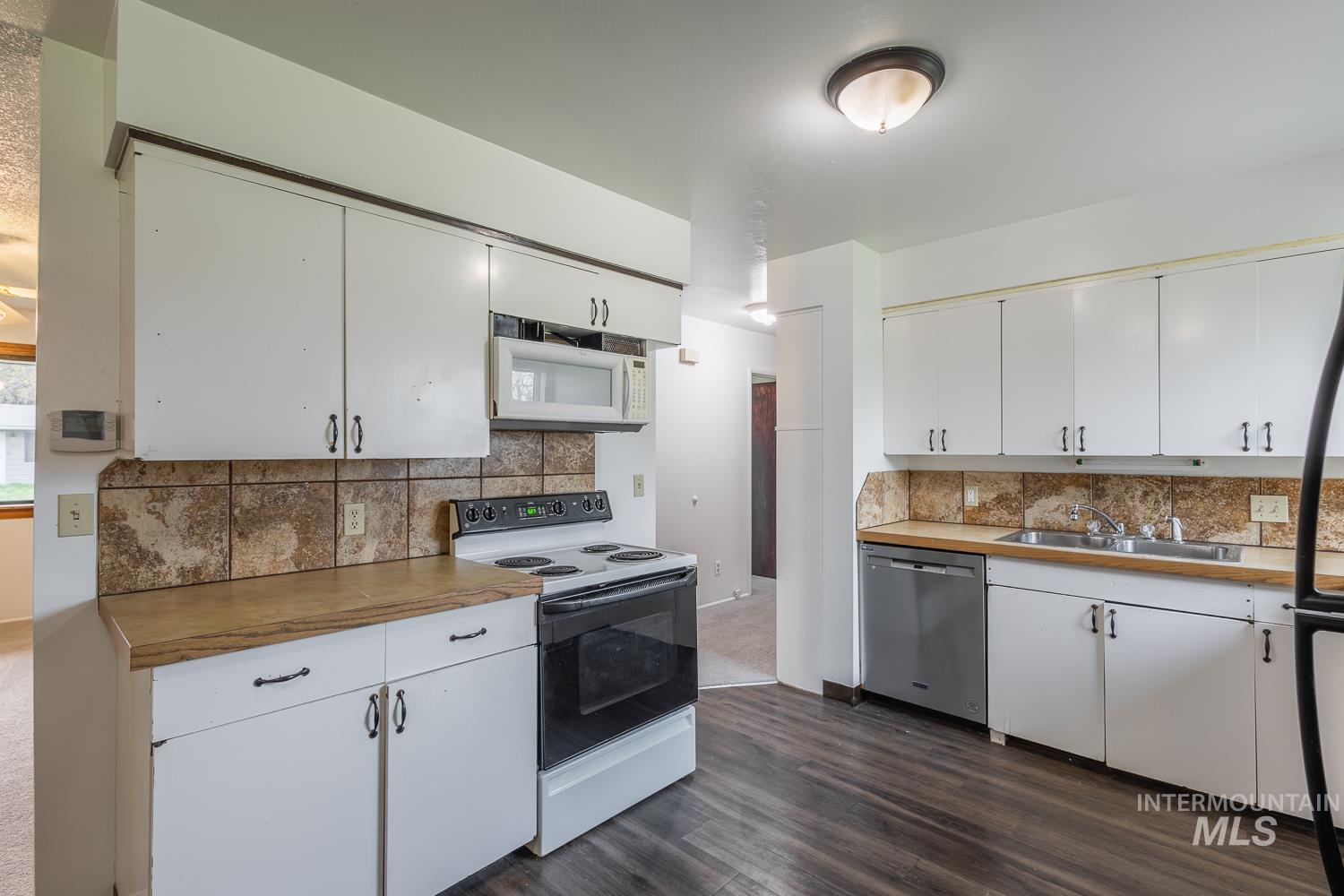 1609 N Plateau Ave, Caldwell, Idaho 83605, 3 Bedrooms, 1 Bathroom, Residential For Sale, Price $309,900,MLS 98980369