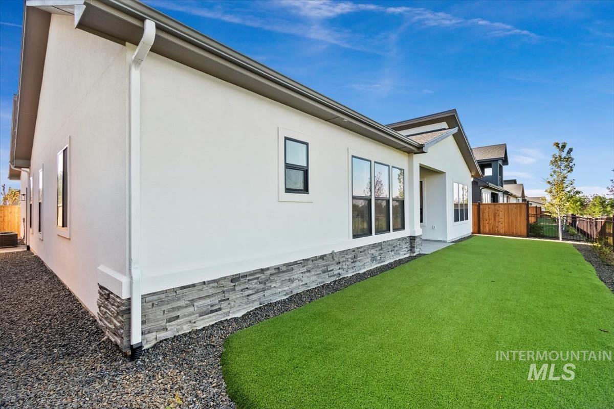 11178 S Corballis Ln, Kuna, Idaho 83634, 3 Bedrooms, 2 Bathrooms, Residential For Sale, Price $619,880,MLS 98980370