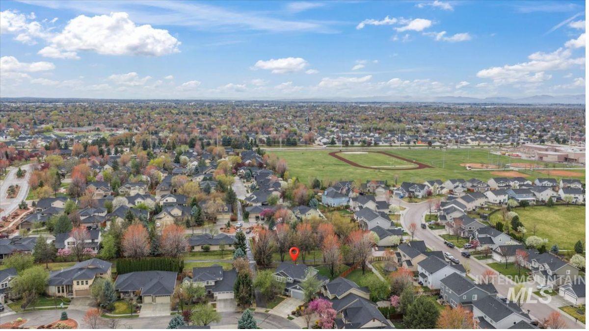 5363 N Red Hills Place, Meridian, Idaho 83646, 4 Bedrooms, 3 Bathrooms, Residential For Sale, Price $724,900,MLS 98980371