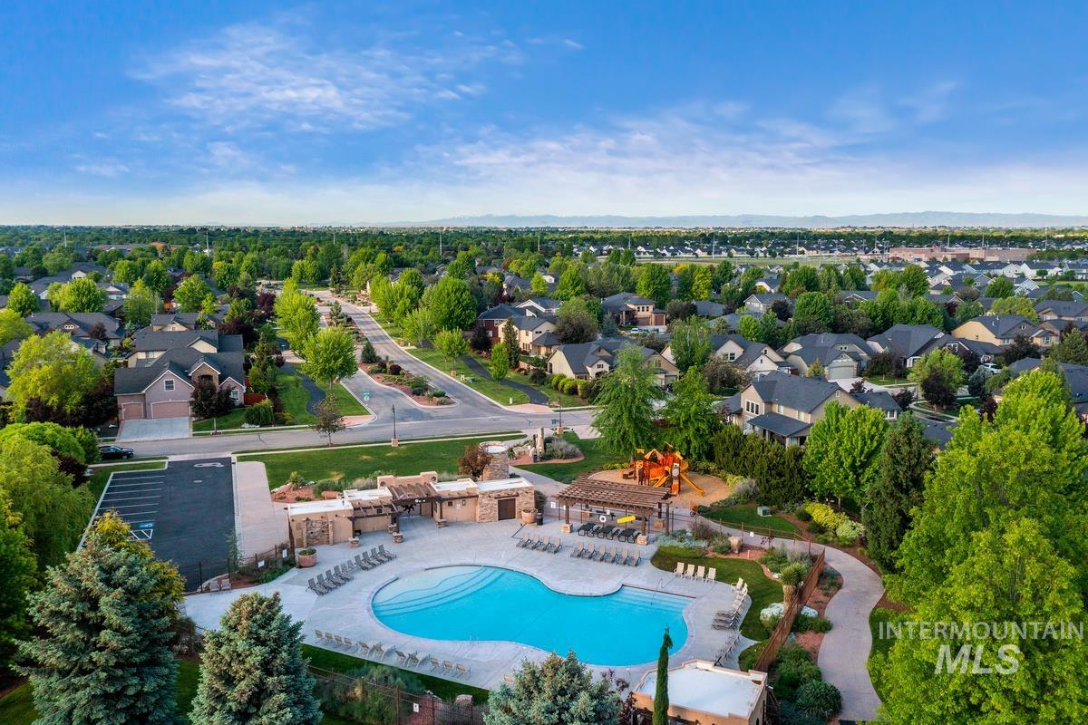 5363 N Red Hills Place, Meridian, Idaho 83646, 4 Bedrooms, 3 Bathrooms, Residential For Sale, Price $724,900,MLS 98980371