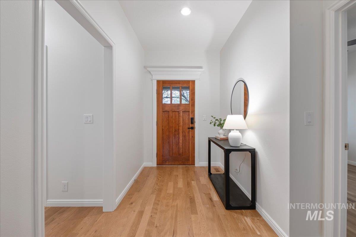 5363 N Red Hills Place, Meridian, Idaho 83646, 4 Bedrooms, 3 Bathrooms, Residential For Sale, Price $724,900,MLS 98980371