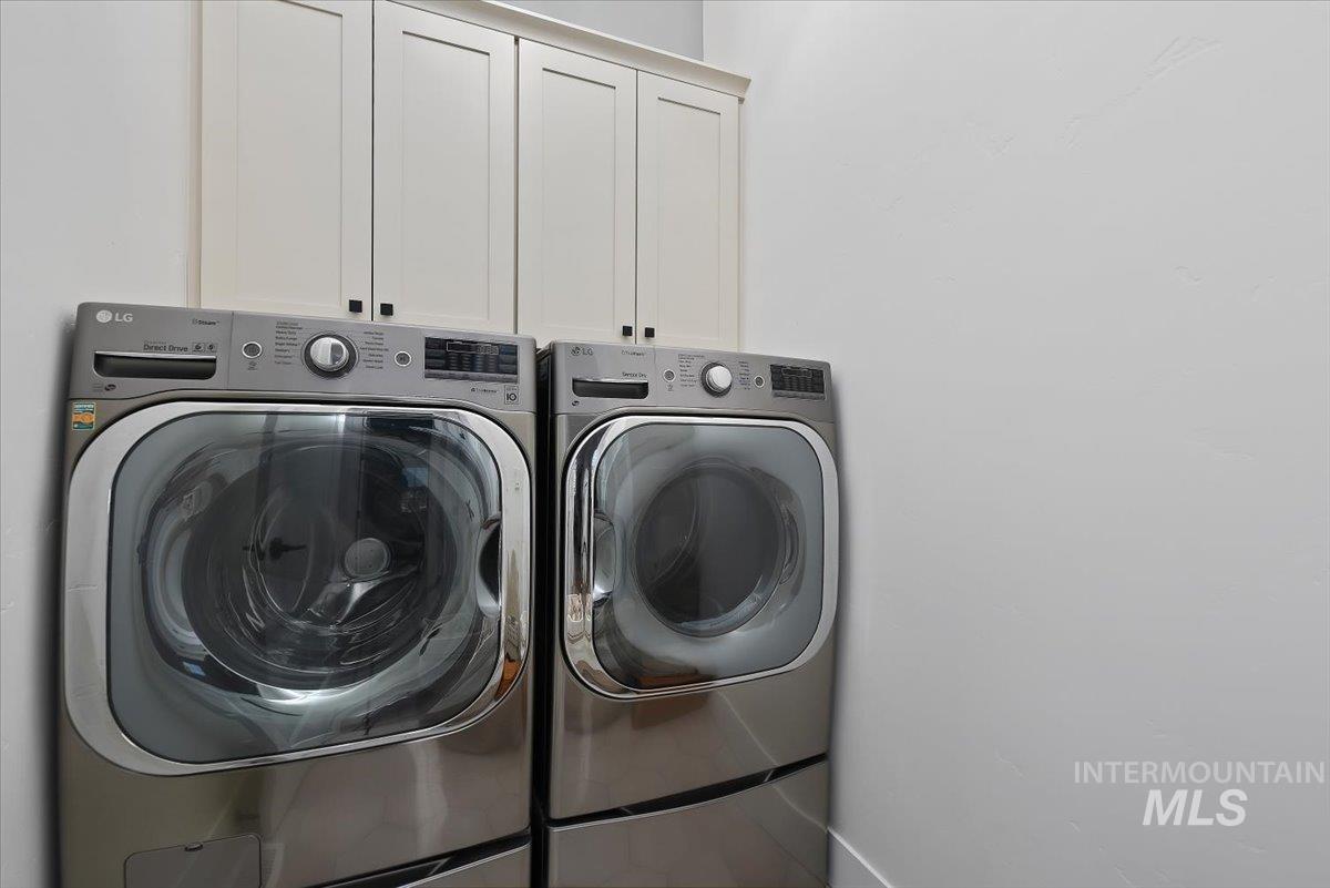 6639 N Asissi Ln, Meridian, Idaho 83646, 3 Bedrooms, 2.5 Bathrooms, Residential For Sale, Price $685,000,MLS 98980374