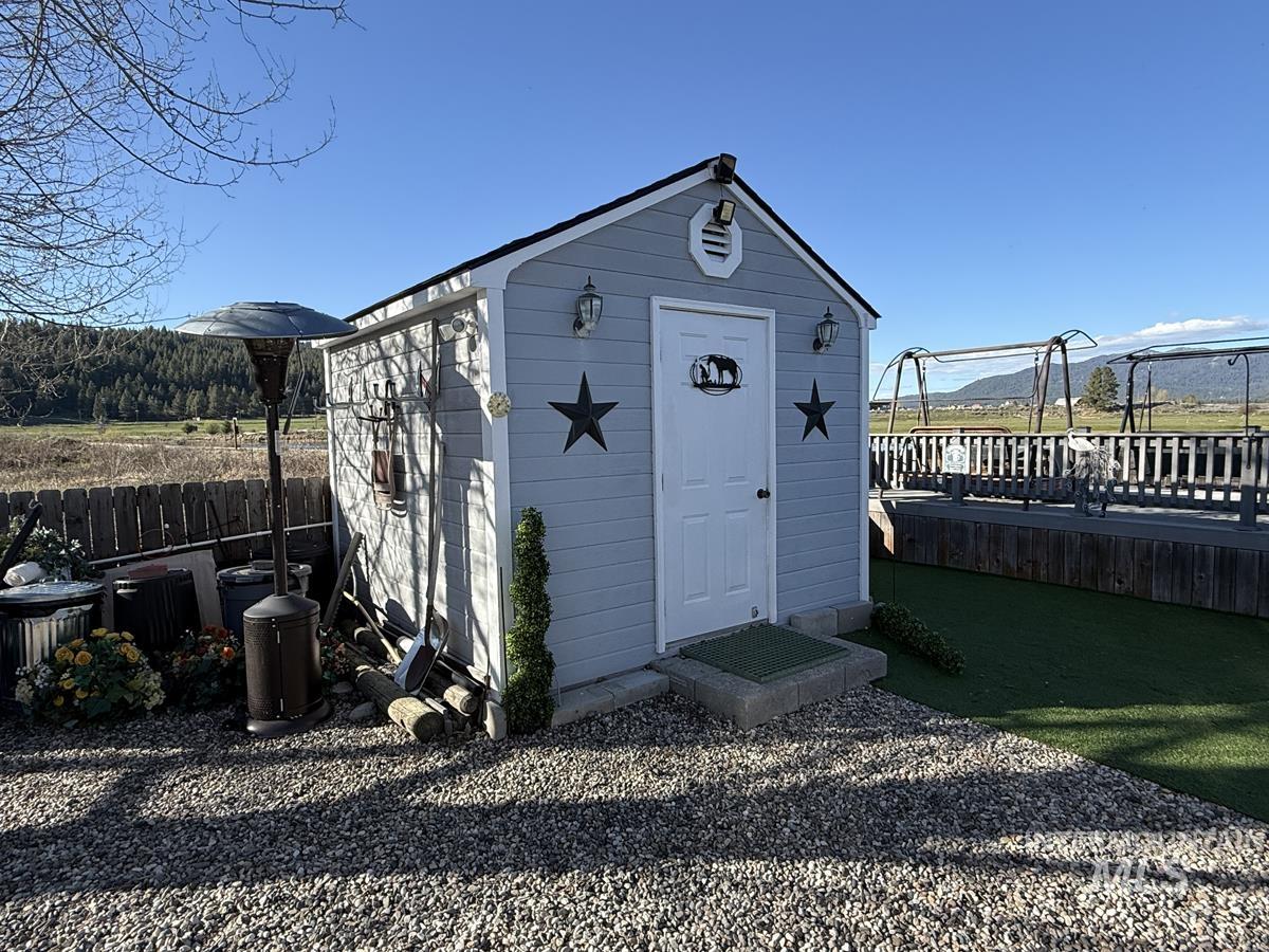 1 & 3 P Street, Cascade, Idaho 83611, 2 Bedrooms, 2 Bathrooms, Residential For Sale, Price $649,000,MLS 98980377