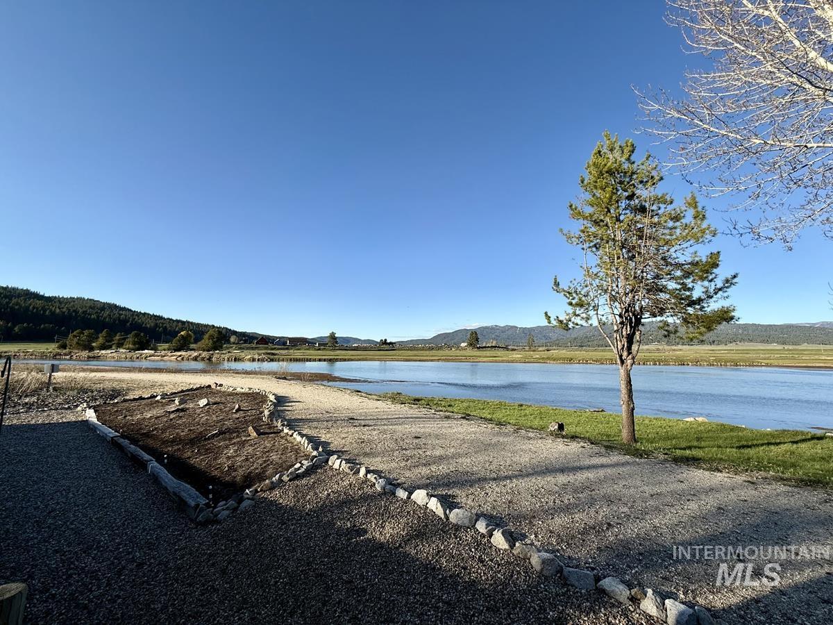 1 & 3 P Street, Cascade, Idaho 83611, 2 Bedrooms, 2 Bathrooms, Residential For Sale, Price $649,000,MLS 98980377