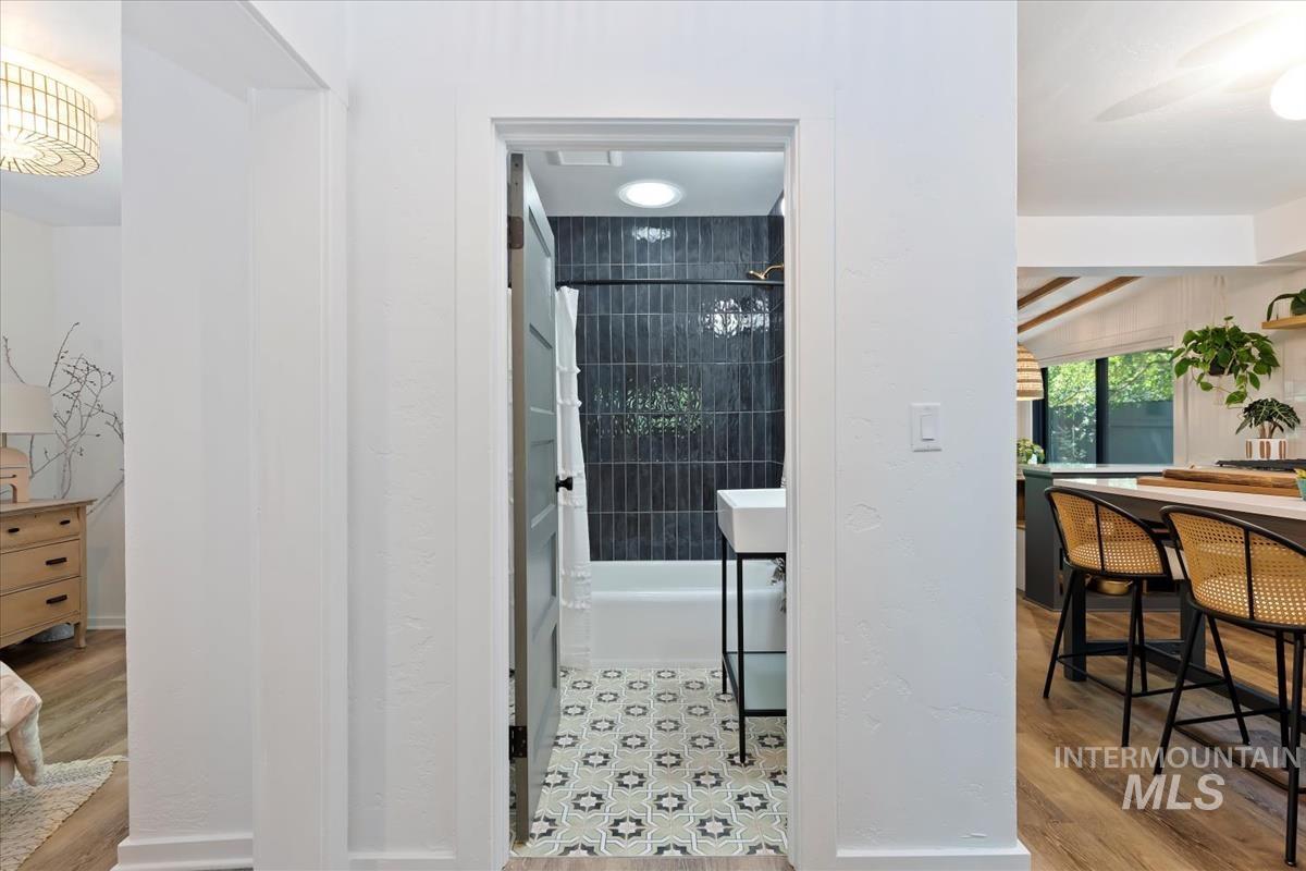 1616 S Lincoln Avenue, Boise, Idaho 83706, 4 Bedrooms, 2 Bathrooms, Residential For Sale, Price $697,000,MLS 98980380