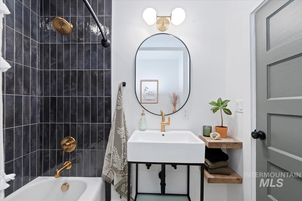 1616 S Lincoln Avenue, Boise, Idaho 83706, 4 Bedrooms, 2 Bathrooms, Residential For Sale, Price $697,000,MLS 98980380