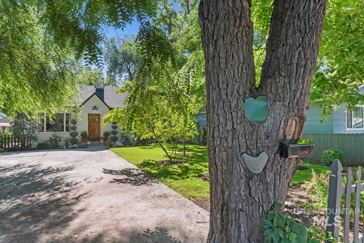 1616 S Lincoln Avenue, Boise, Idaho 83706, 4 Bedrooms, 2 Bathrooms, Residential For Sale, Price $697,000,MLS 98980380