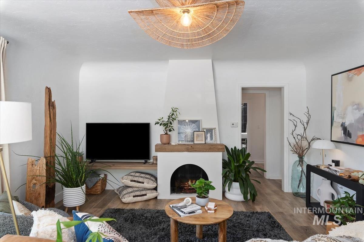 1616 S Lincoln Avenue, Boise, Idaho 83706, 4 Bedrooms, 2 Bathrooms, Residential For Sale, Price $697,000,MLS 98980380