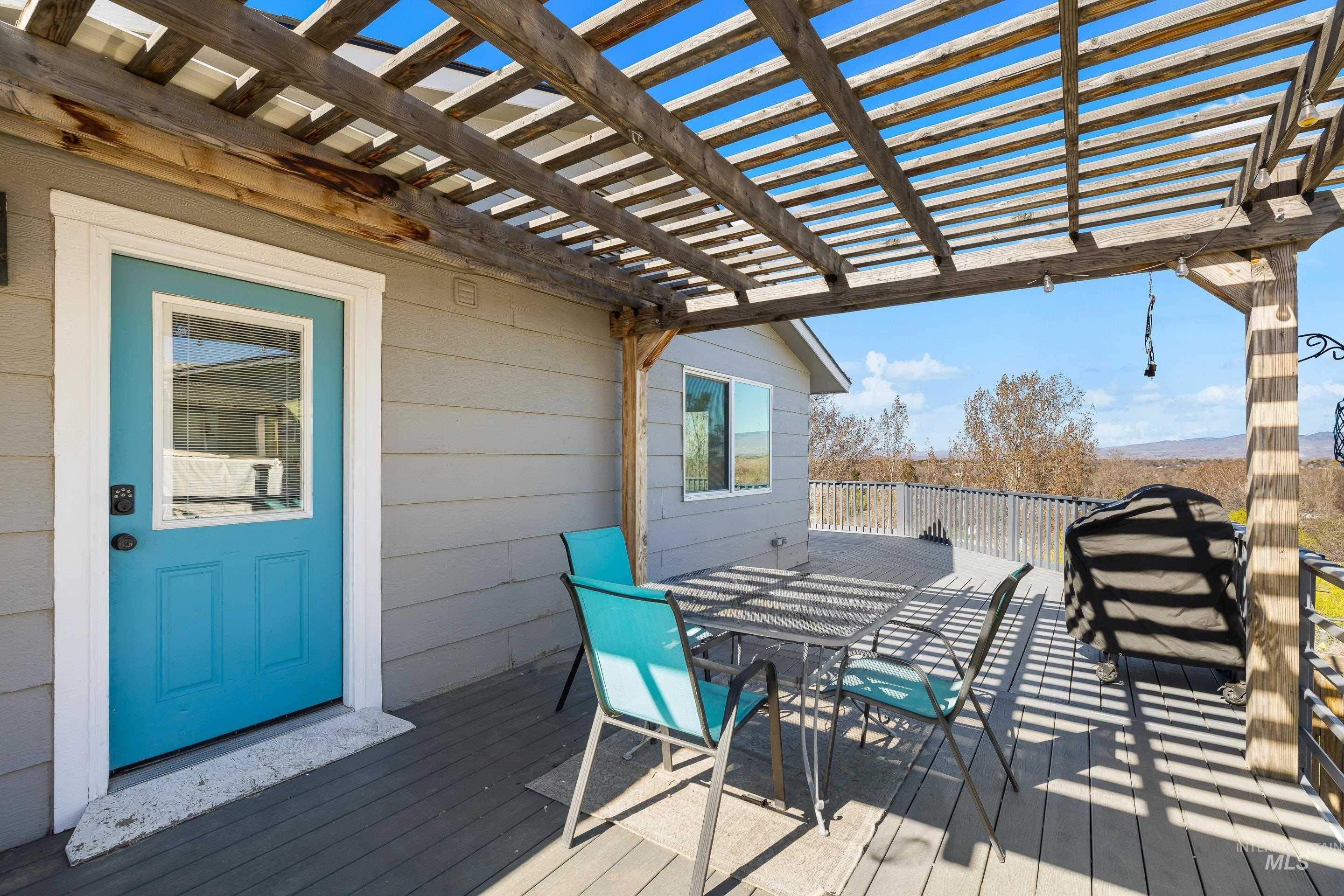 10294 W Fox Ridge Dr., Boise, Idaho 83709, 5 Bedrooms, 3 Bathrooms, Residential For Sale, Price $579,000, 98980382