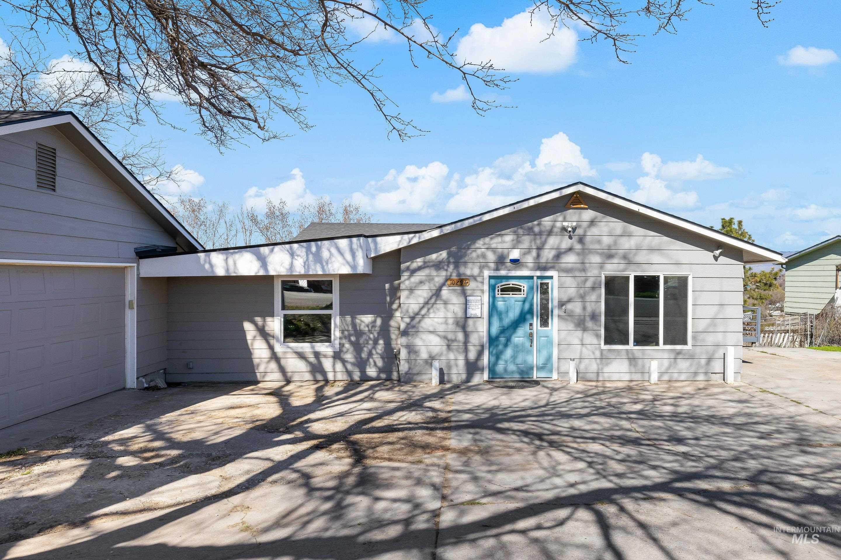 10294 W Fox Ridge Dr., Boise, Idaho 83709, 5 Bedrooms, 3 Bathrooms, Residential For Sale, Price $579,000,MLS 98980382