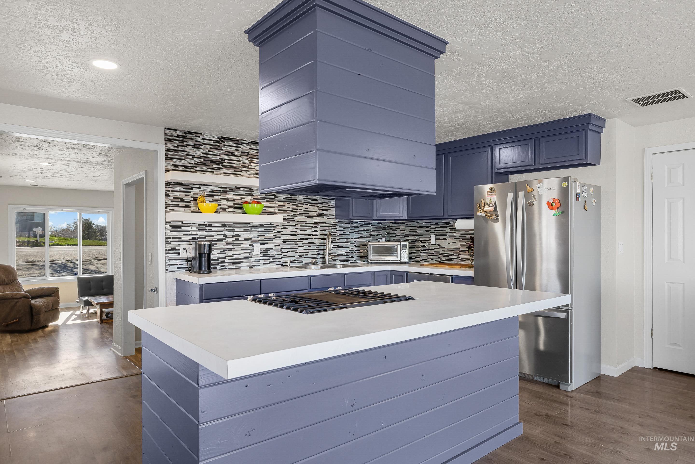 10294 W Fox Ridge Dr., Boise, Idaho 83709, 5 Bedrooms, 3 Bathrooms, Residential For Sale, Price $579,000,MLS 98980382