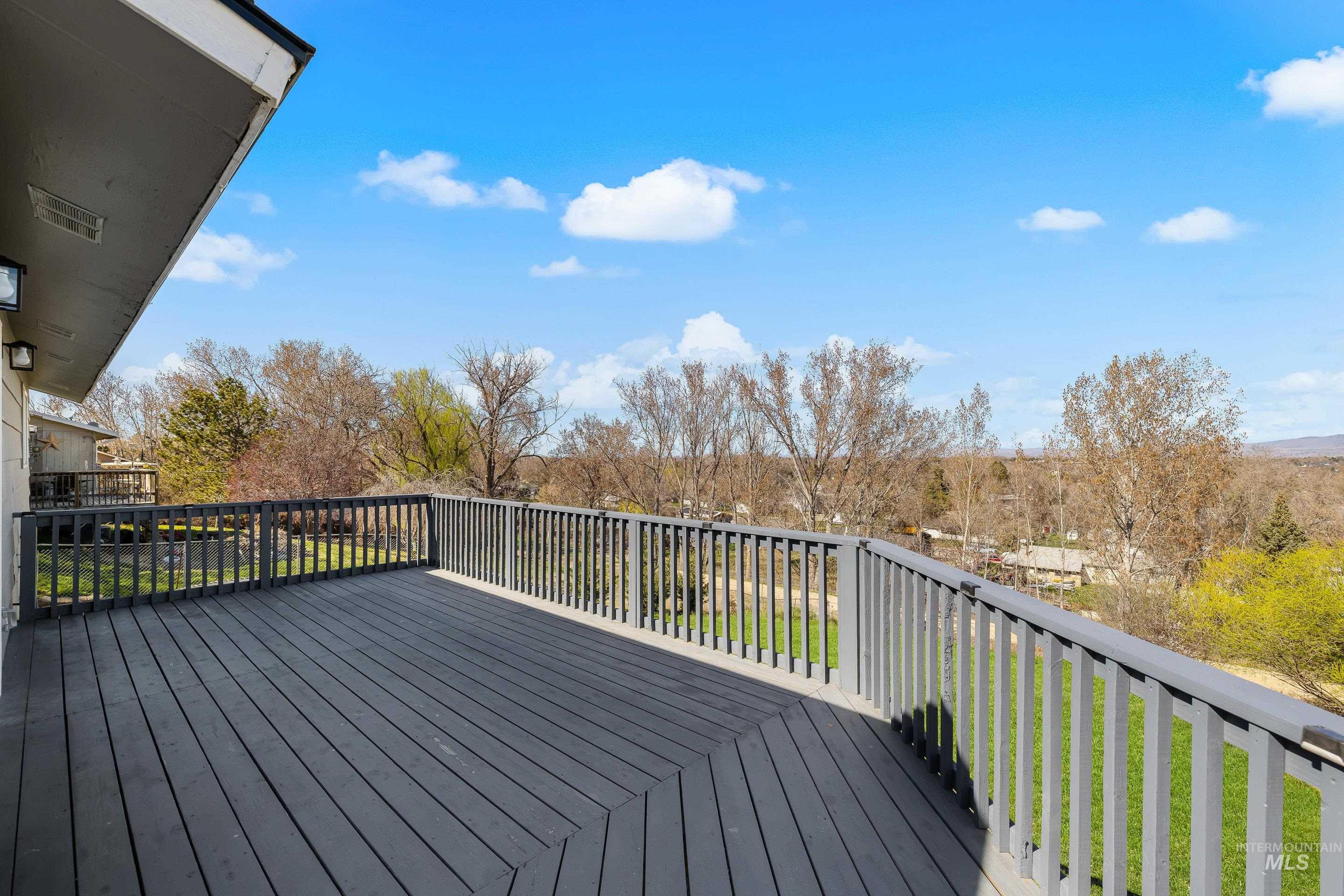 10294 W Fox Ridge Dr., Boise, Idaho 83709, 5 Bedrooms, 3 Bathrooms, Residential For Sale, Price $579,000, 98980382