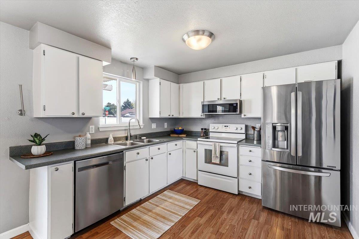 11826 W Alfred St, Boise, Idaho 83713-1756, 3 Bedrooms, 1 Bathroom, Residential For Sale, Price $399,900, 98980387