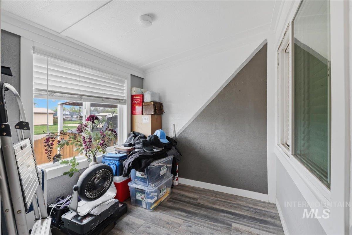 1003 E Iowa Ave, Nampa, Idaho 83686, 4 Bedrooms, 2 Bathrooms, Residential For Sale, Price $319,900, 98980388