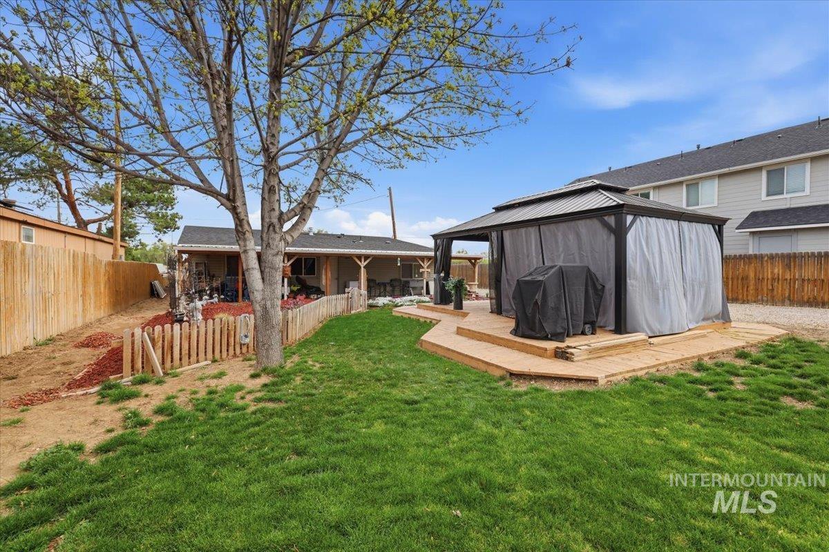 1003 E Iowa Ave, Nampa, Idaho 83686, 4 Bedrooms, 2 Bathrooms, Residential For Sale, Price $319,900, 98980388