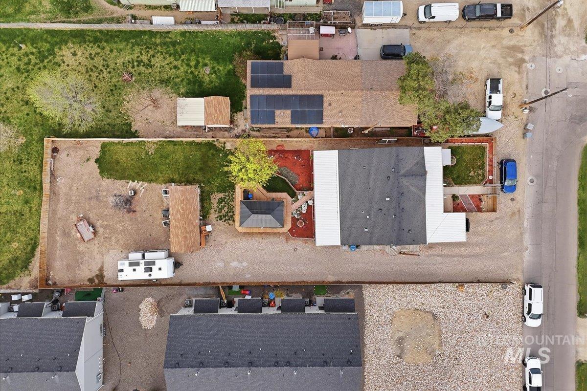 1003 E Iowa Ave, Nampa, Idaho 83686, 4 Bedrooms, 2 Bathrooms, Residential For Sale, Price $319,900, 98980388