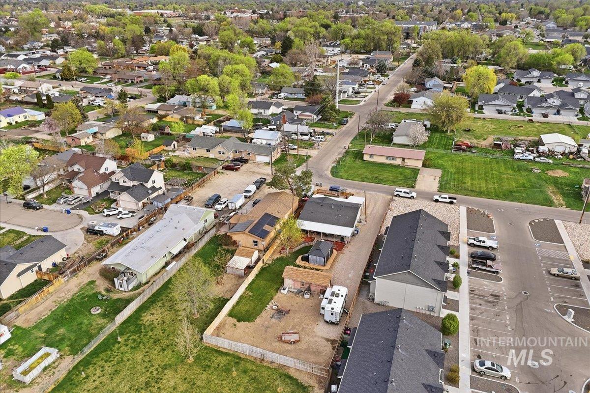 1003 E Iowa Ave, Nampa, Idaho 83686, 4 Bedrooms, 2 Bathrooms, Residential For Sale, Price $319,900, 98980388