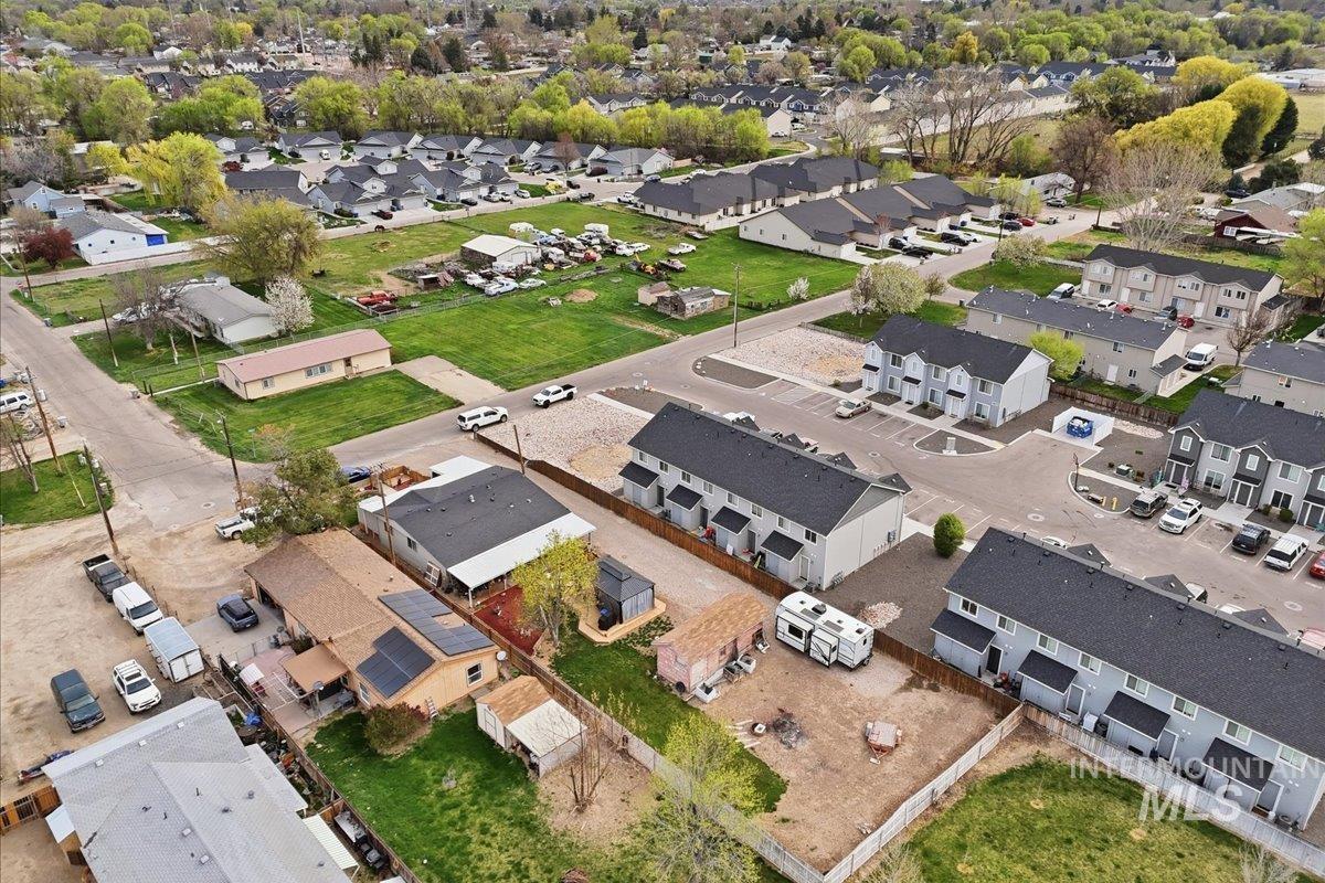 1003 E Iowa Ave, Nampa, Idaho 83686, 4 Bedrooms, 2 Bathrooms, Residential For Sale, Price $319,900, 98980388