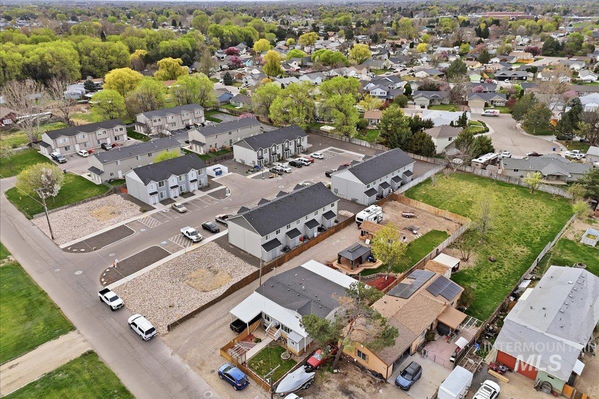 1003 E Iowa Ave, Nampa, Idaho 83686, 4 Bedrooms, 2 Bathrooms, Residential For Sale, Price $319,900, 98980388