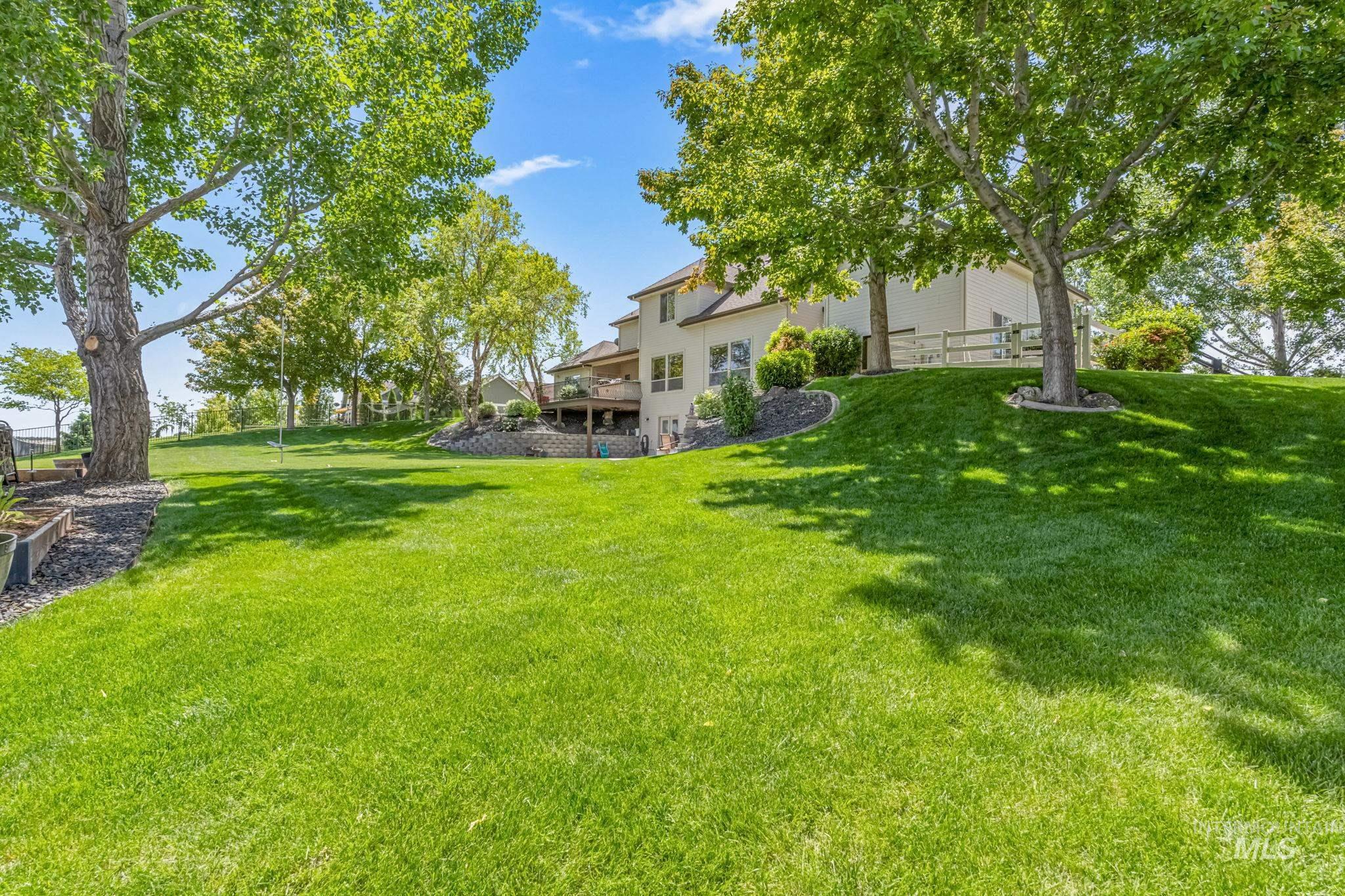 5908 N Highhill Place, Star, Idaho 83669, 6 Bedrooms, 5.5 Bathrooms, Residential For Sale, Price $1,550,000,MLS 98980389