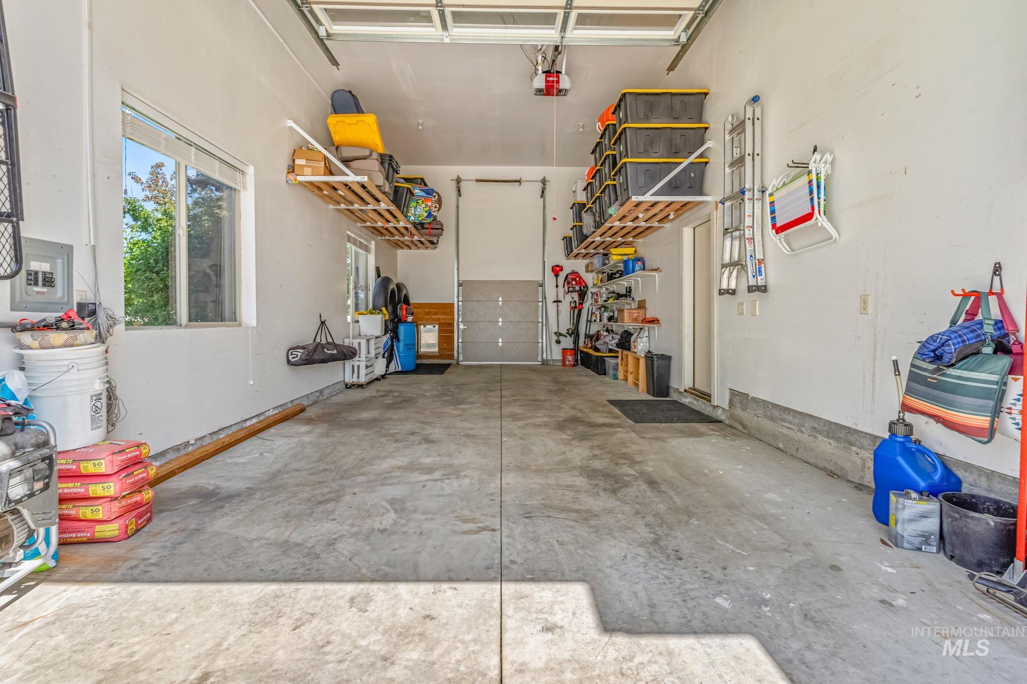 5908 N Highhill Place, Star, Idaho 83669, 6 Bedrooms, 5.5 Bathrooms, Residential For Sale, Price $1,550,000,MLS 98980389