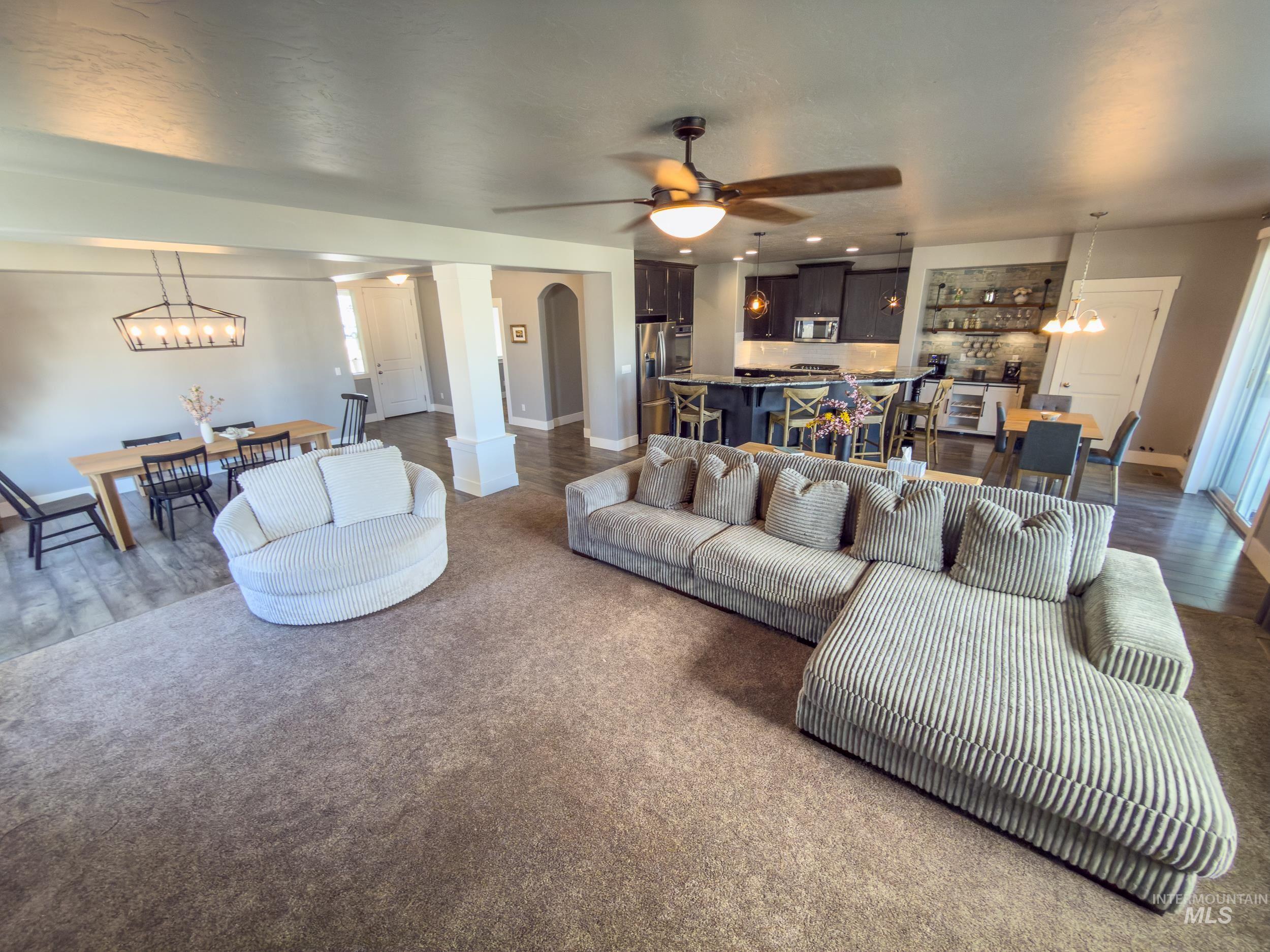 1427 Big Horn Ct, Middleton, Idaho 83644, 3 Bedrooms, 2.5 Bathrooms, Residential For Sale, Price $640,000, 98980391