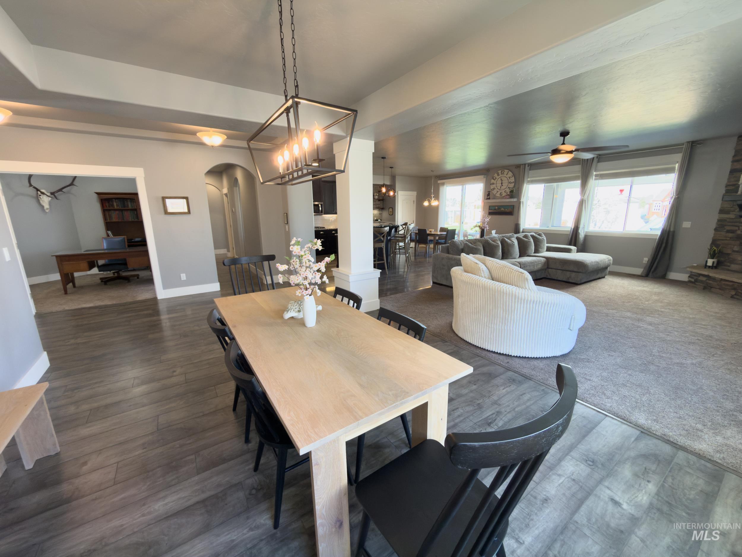 1427 Big Horn Ct, Middleton, Idaho 83644, 3 Bedrooms, 2.5 Bathrooms, Residential For Sale, Price $640,000, 98980391